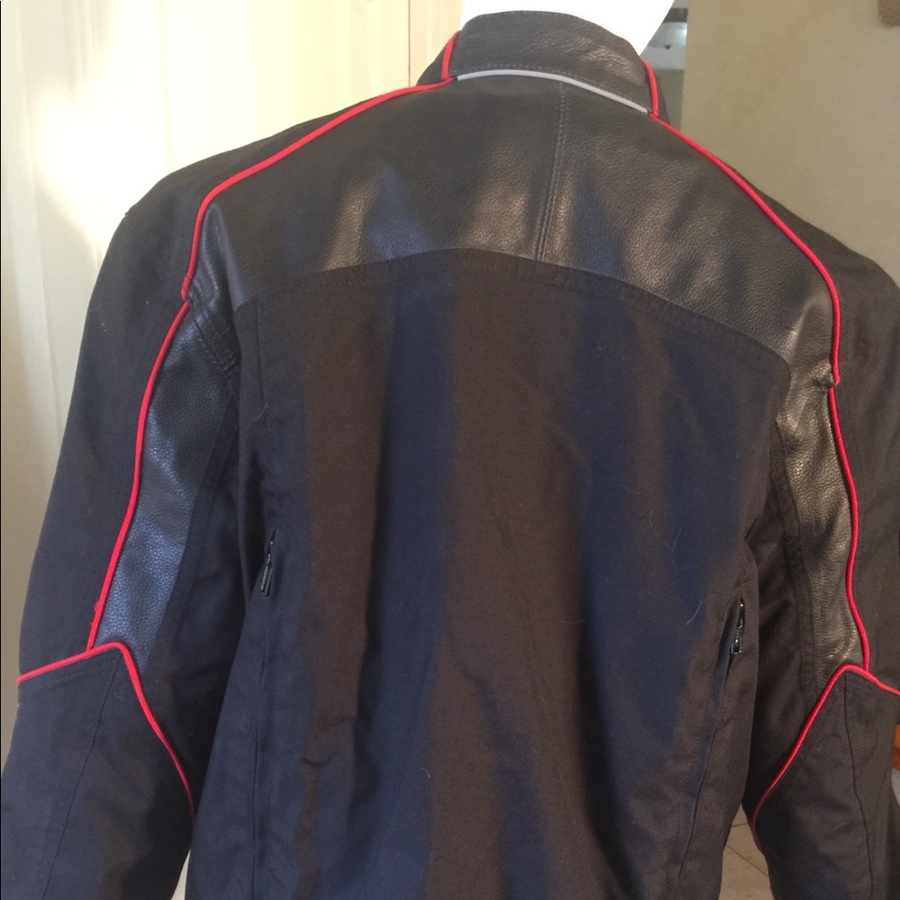 Motorcycle jacket - Picture 5 of 6
